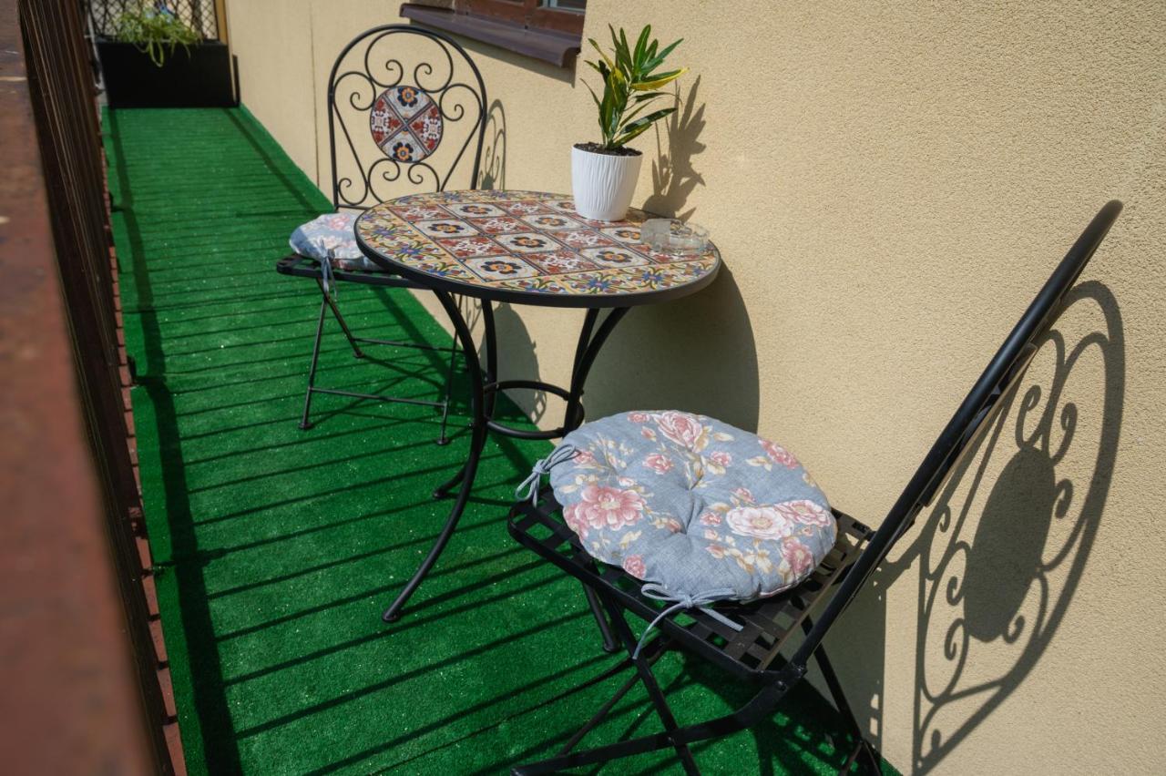 One Bedroom Apartment With Balcony-Kostyushka Street,16 Львів Екстер'єр фото